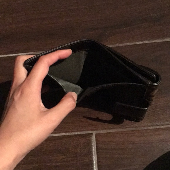 Dior Wallet - Picture 6 of 7